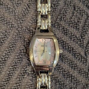 Retro Relic Mother of Pearl
Pink and White watch.